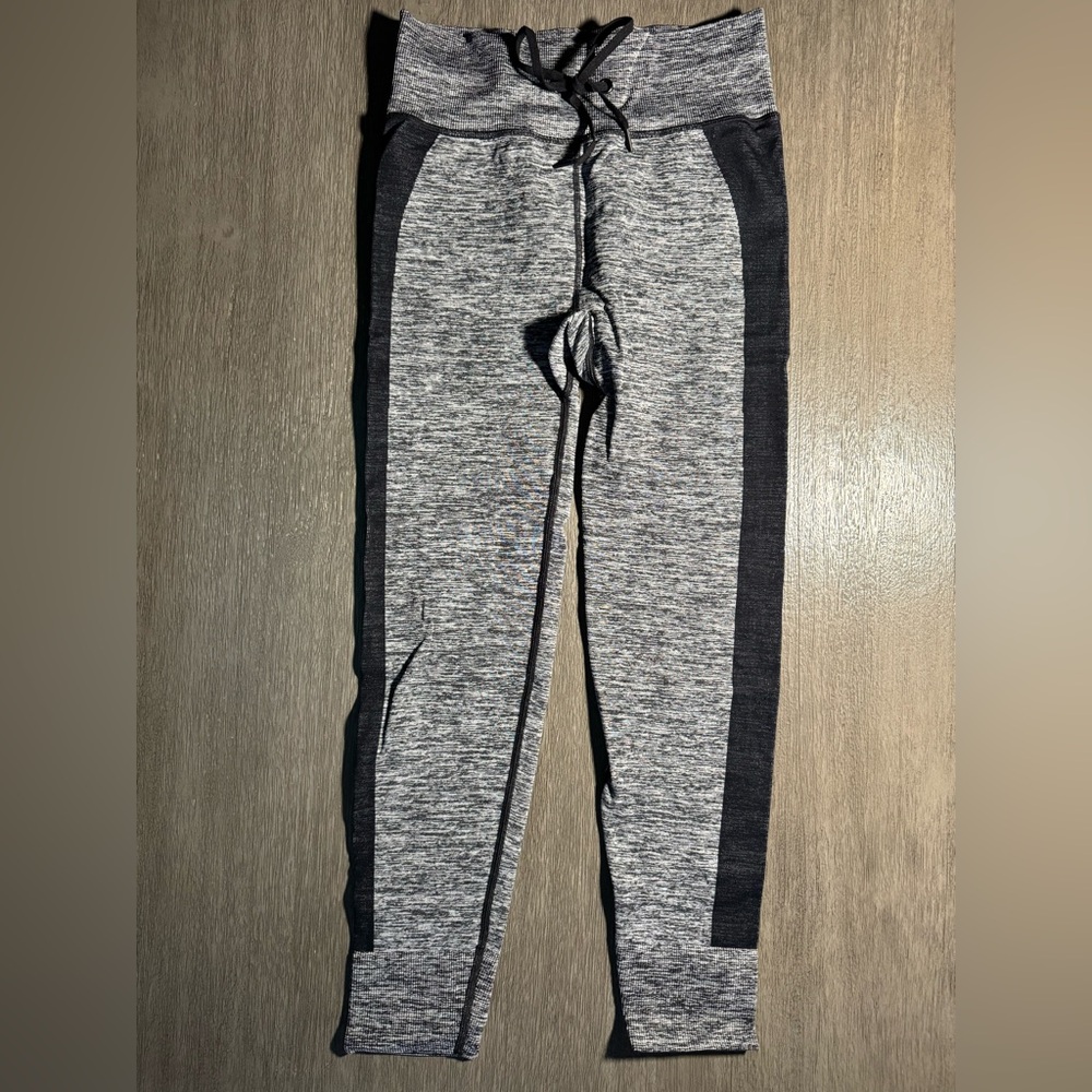 PINK - Victorias Secret Grey Contour Leggings Pants M